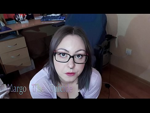 ❤️ Szexi lány szemüveges szopik Dildo mélyen a kamera ️ Szex videó at hu.yh9n.top